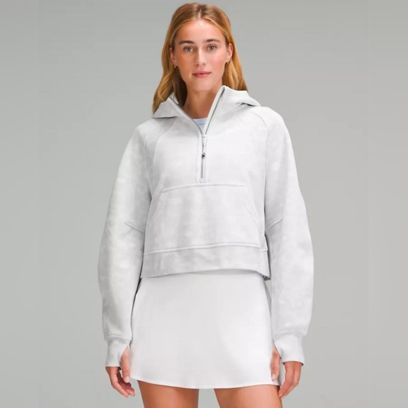 lululemon athletica Sweaters - NWOT Lululemon spray leopard white grey quarter zip scuba M/L